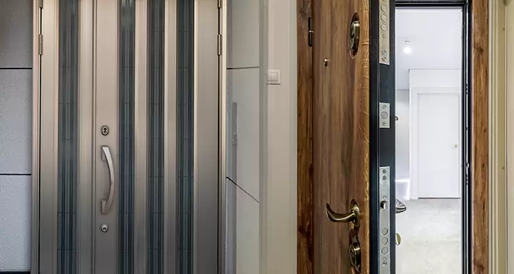 Burglar Proof Front Door Repair in St. Petersburg, FL