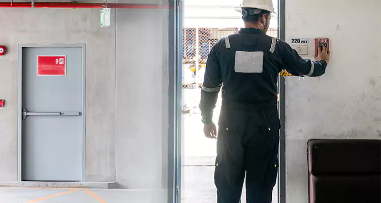 Emergency Fire Exit Door Repair in St. Petersburg, FL