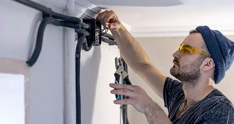 Garage Door Opener Cable Repair in St. Petersburg, FL