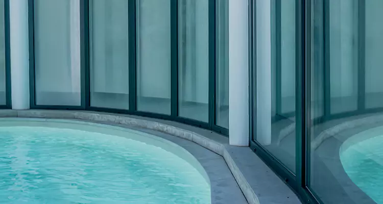 Repair Polyester Screen for Pool Enclosure in St. Petersburg, FL