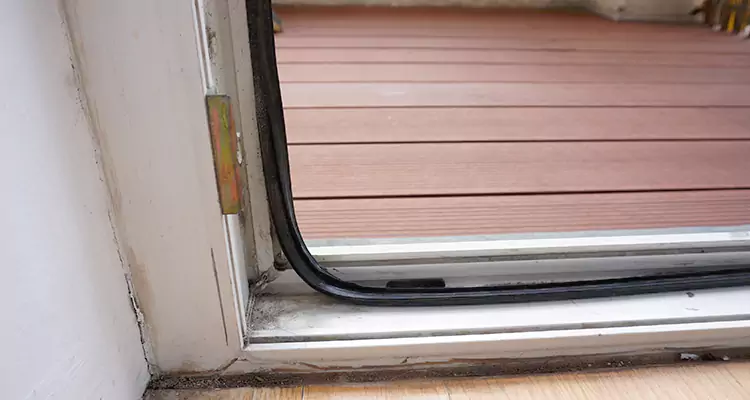 Why Choose Us for Leaking Sliding Glass Door Repair in St. Petersburg, FL?