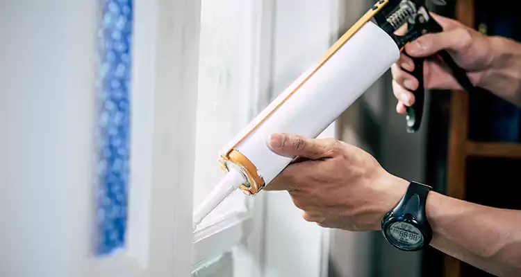 Windows Leaking Air Repair in St. Petersburg, FL