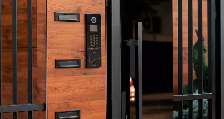 Automatic Door Maintenance in St. Petersburg, FL