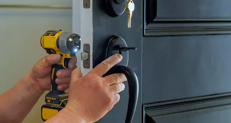 Comprehensive Door Lock Repair Services in St. Petersburg, FL