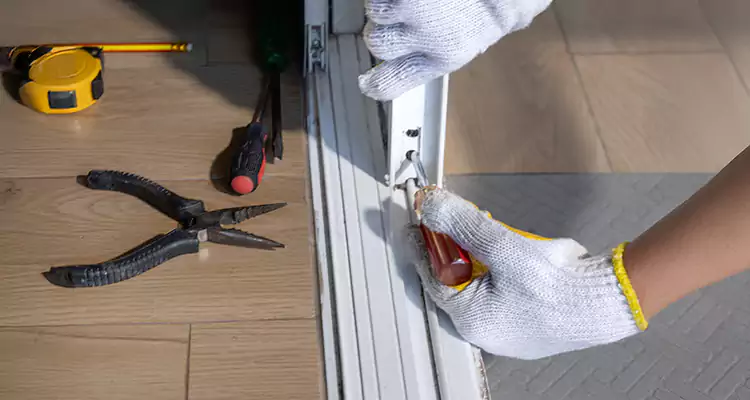 Closet Sliding Door Track Repair in St. Petersburg, FL