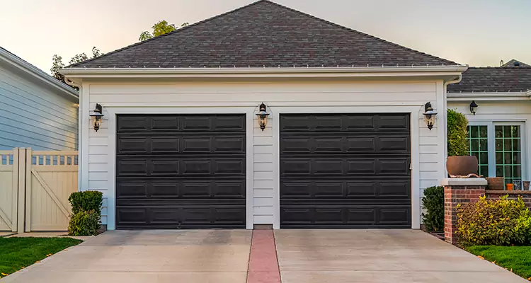 Residential Local Garage Door Repair in St. Petersburg, FL