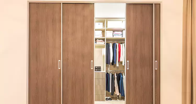 Sliding Closet Wardrobe Repairs in St. Petersburg, FL