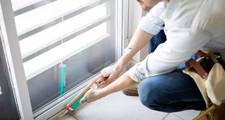 Dap Window Caulk Repair in St. Petersburg, FL